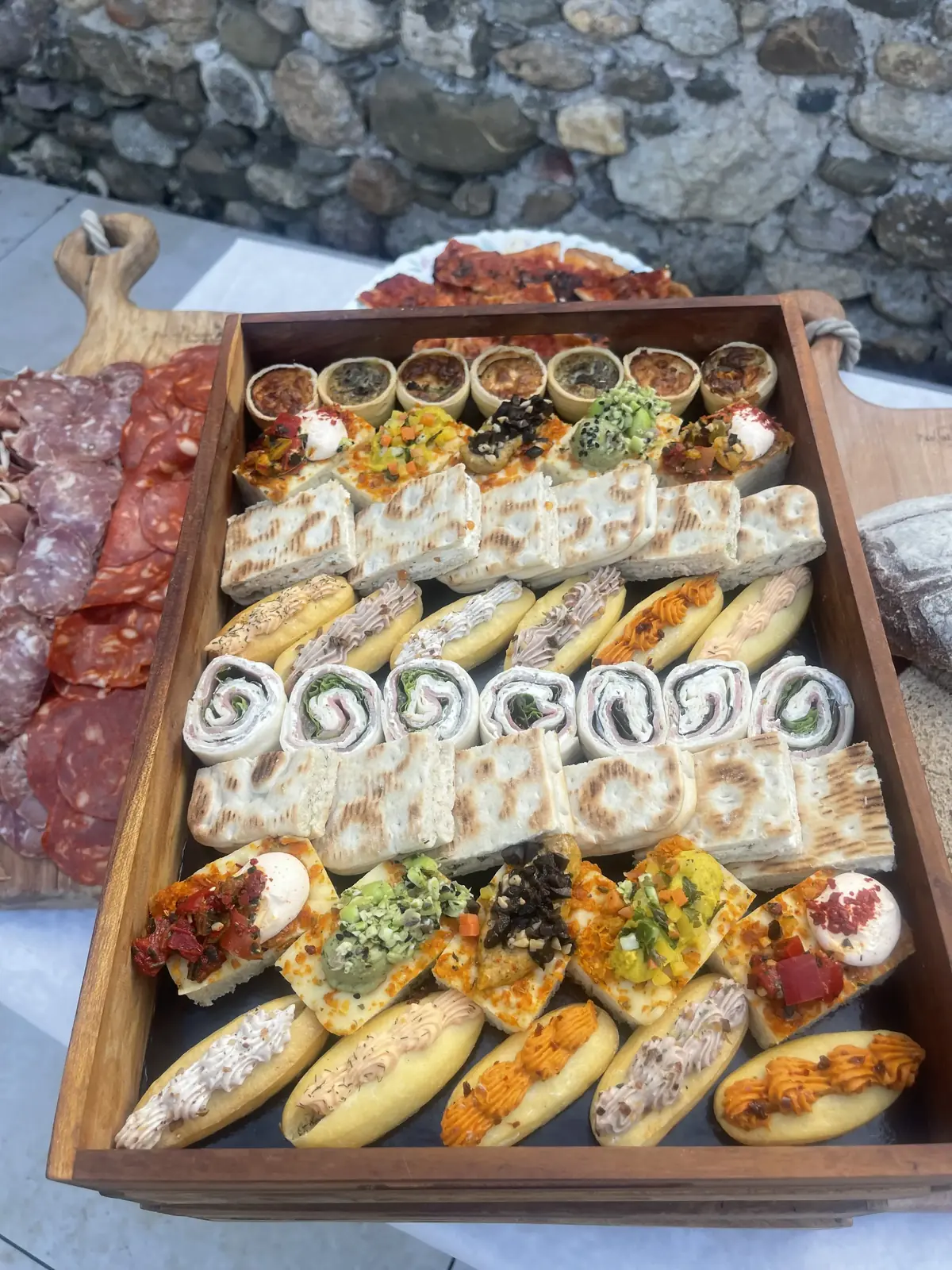 Buffet d'entrées et toasts